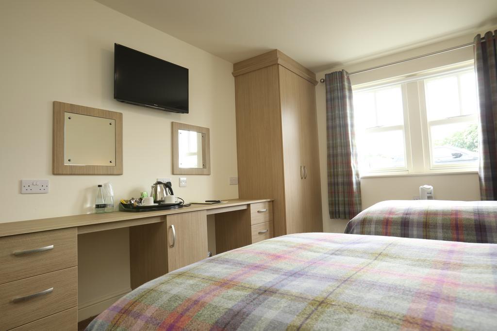 The Craven Heifer Inn Kelbrook Exteriér fotografie
